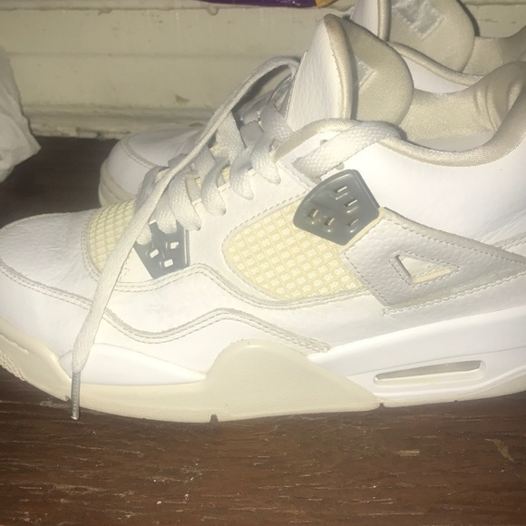 Jordan pure money 4s - Picture 3 of 6